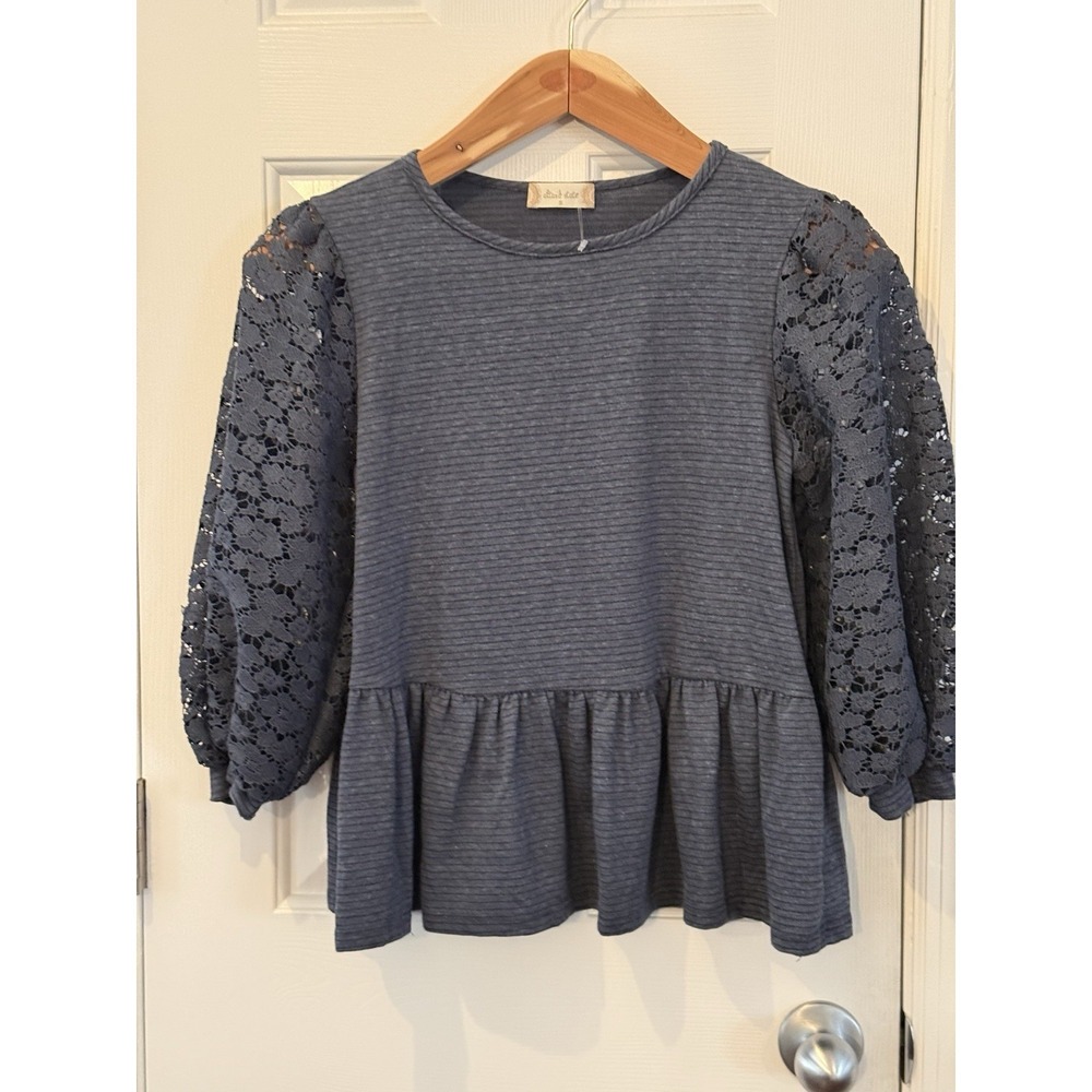 Altar'd State Women's S blue Lace‎ Balloon Sleeve Peplum Blouse Boho Chic Floral